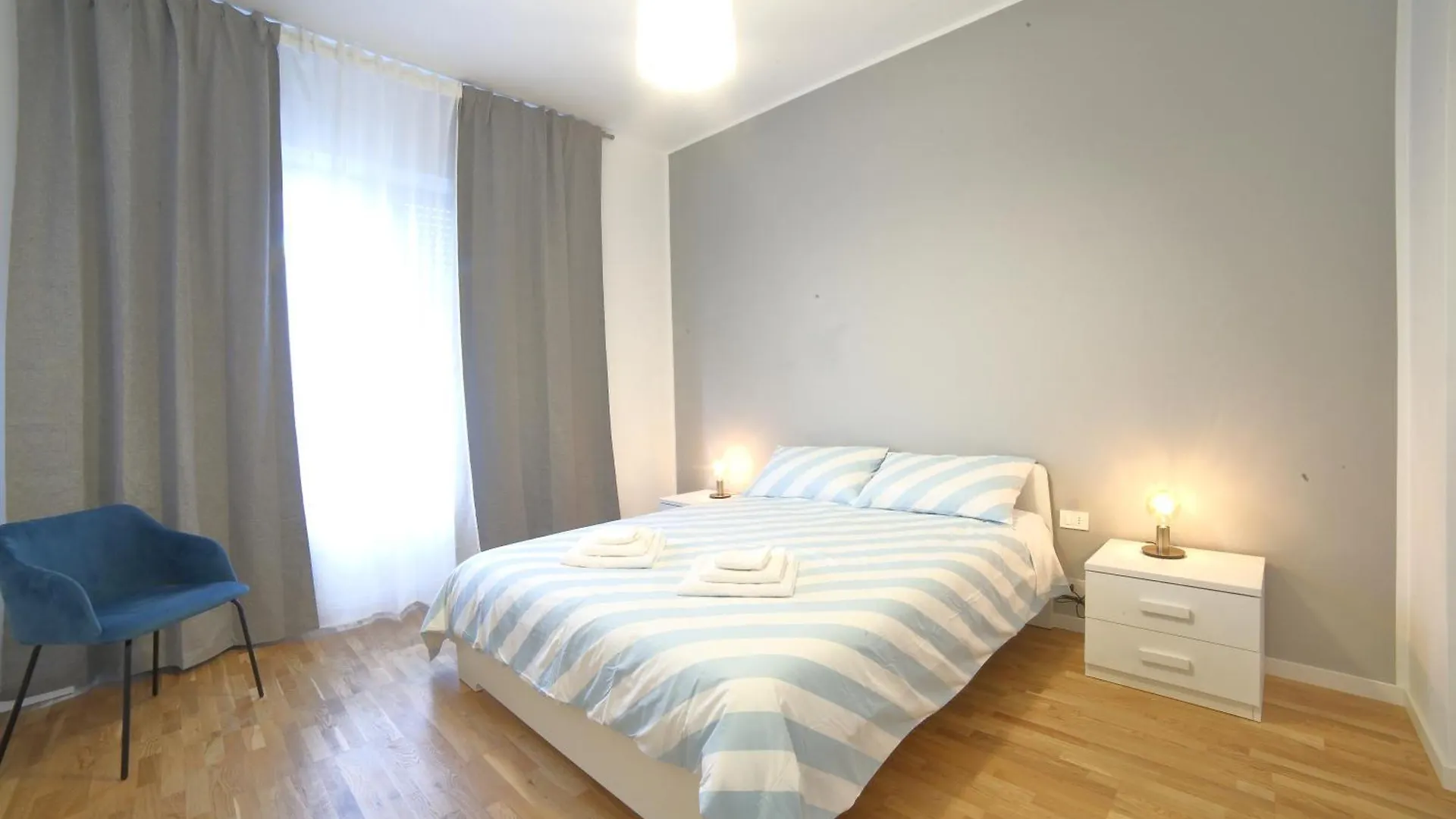 Elegant Apartment 7 Floor Of The Tower Free Wi-Fi Genoa